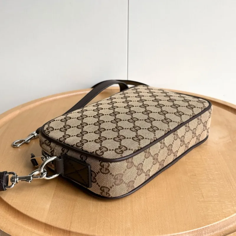Gucci Clutch Bags-10 - Image 9