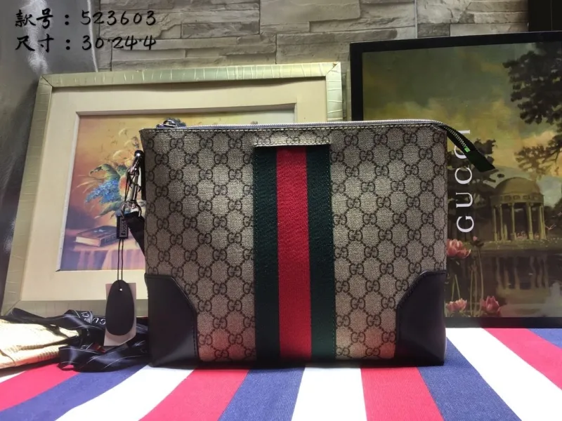 Gucci Clutch Bags-15