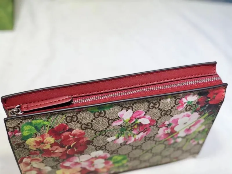 Gucci Clutch Bags-21 - Image 7