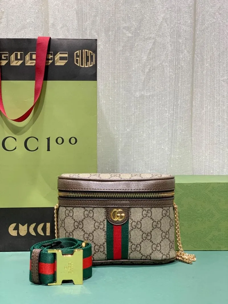 Gucci Cosmetic Bags-5