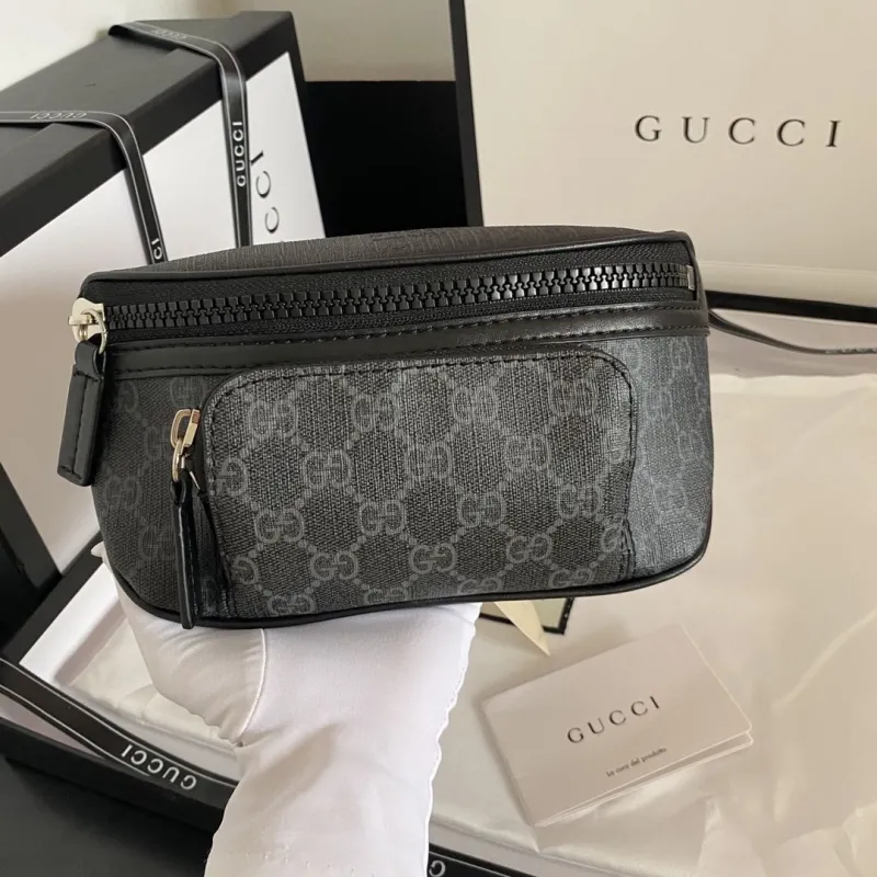 Alternative view of Gucci Cosmetic Bags-10