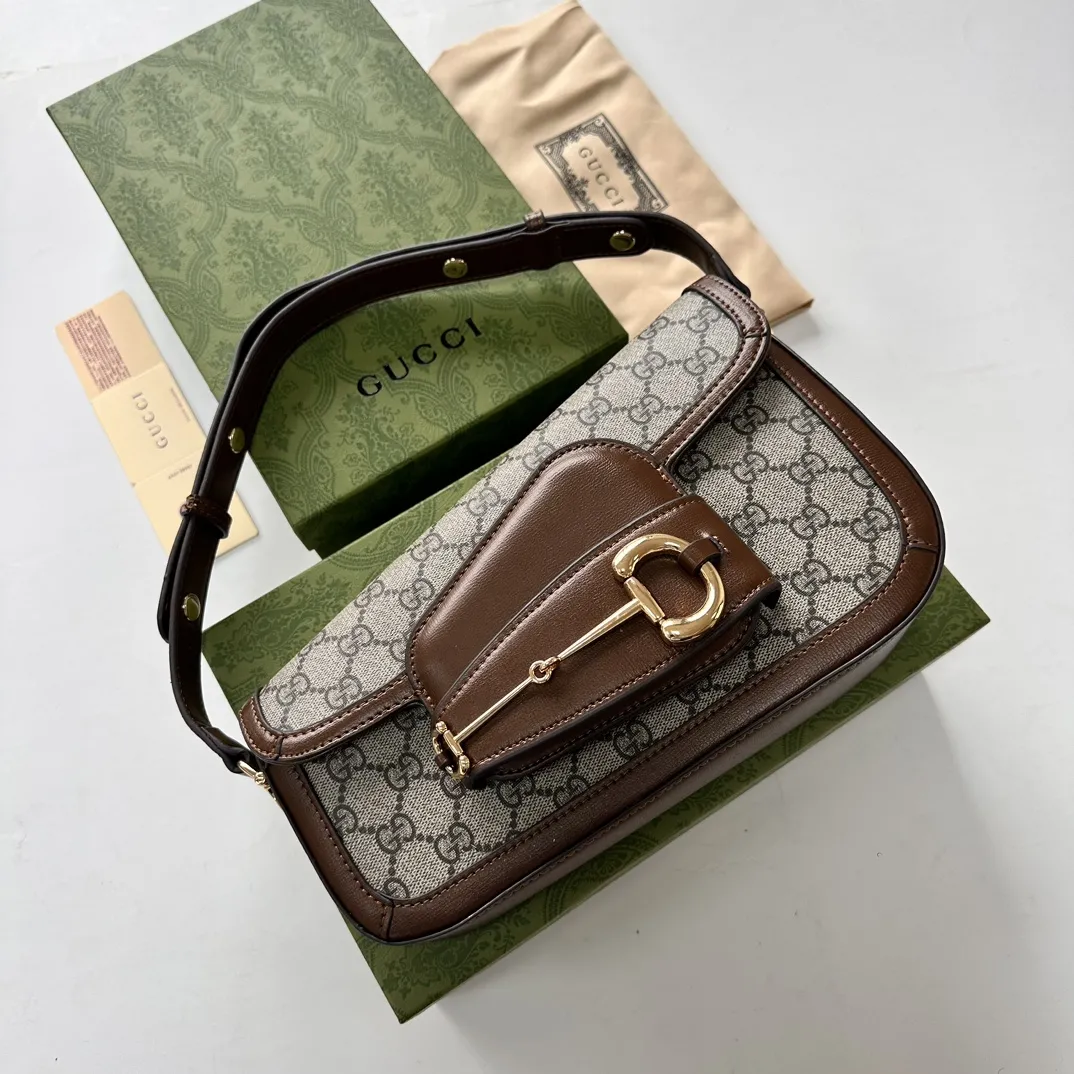 Alternative view of Gucci Horsebit Bags-6