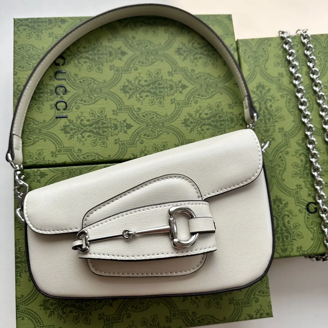 Alternative view of Gucci Horsebit Bags-8