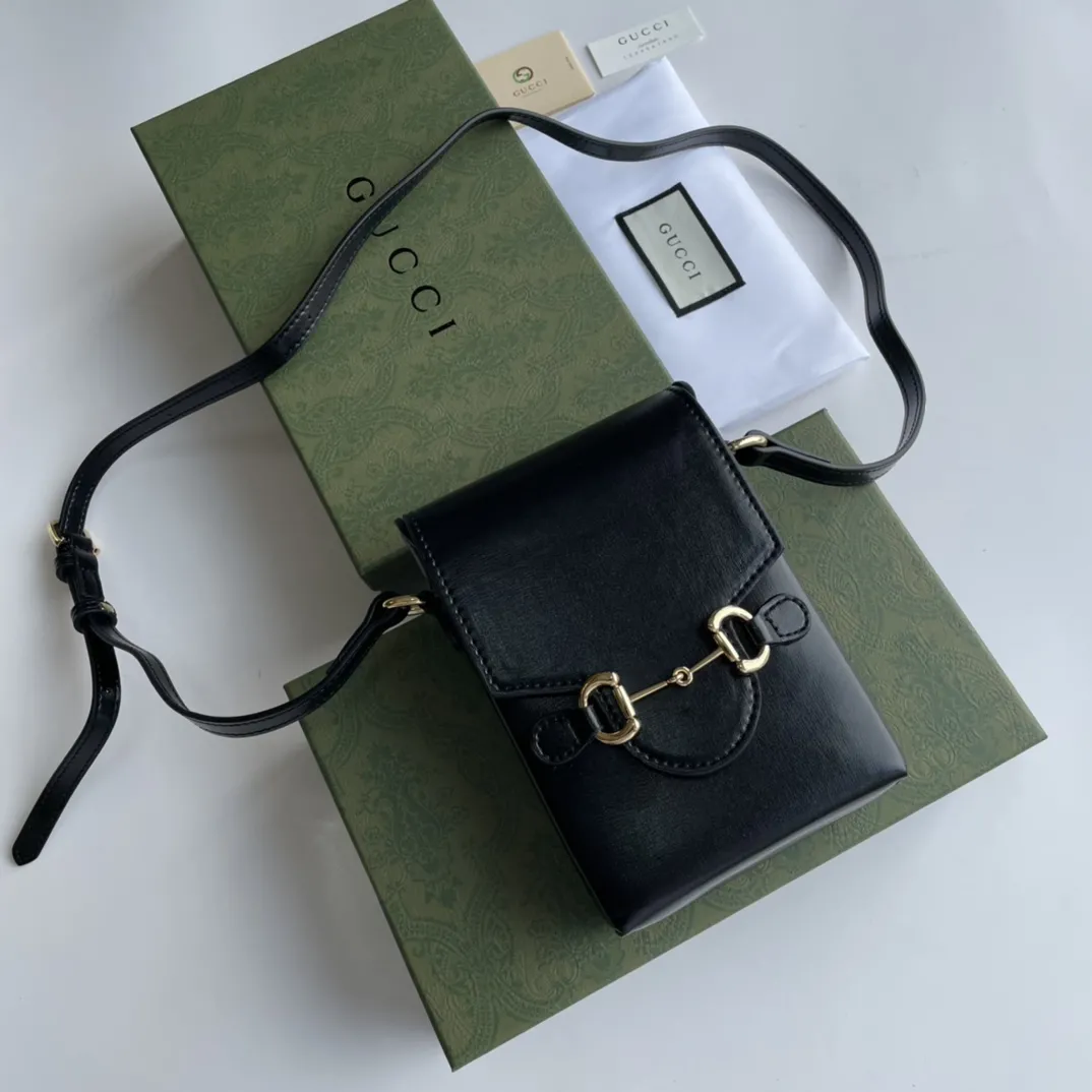 Gucci Satchel Bags-9