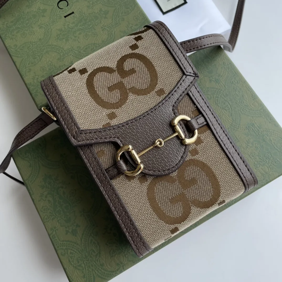 Alternative view of Gucci Satchel Bags-11