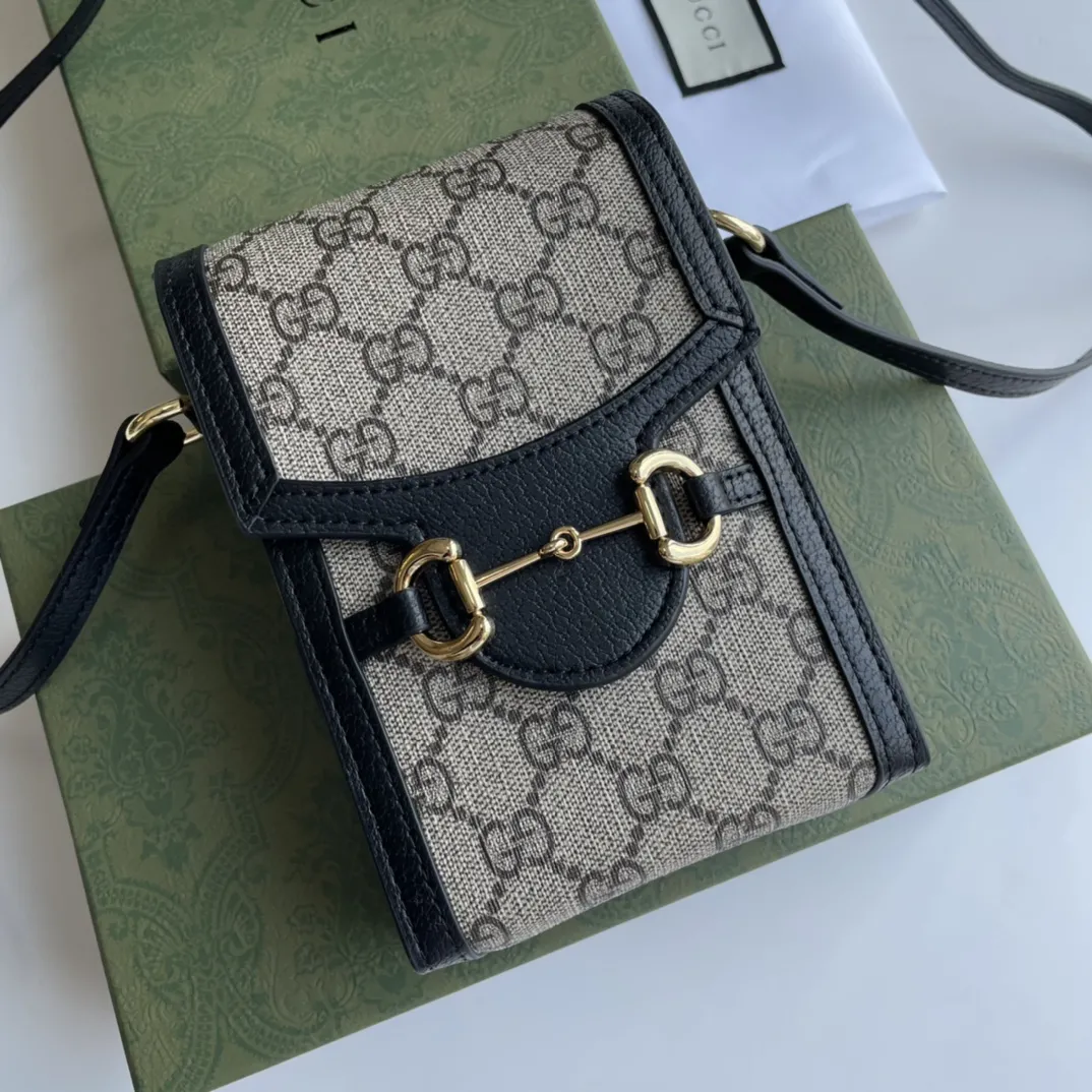 Alternative view of Gucci Satchel Bags-12