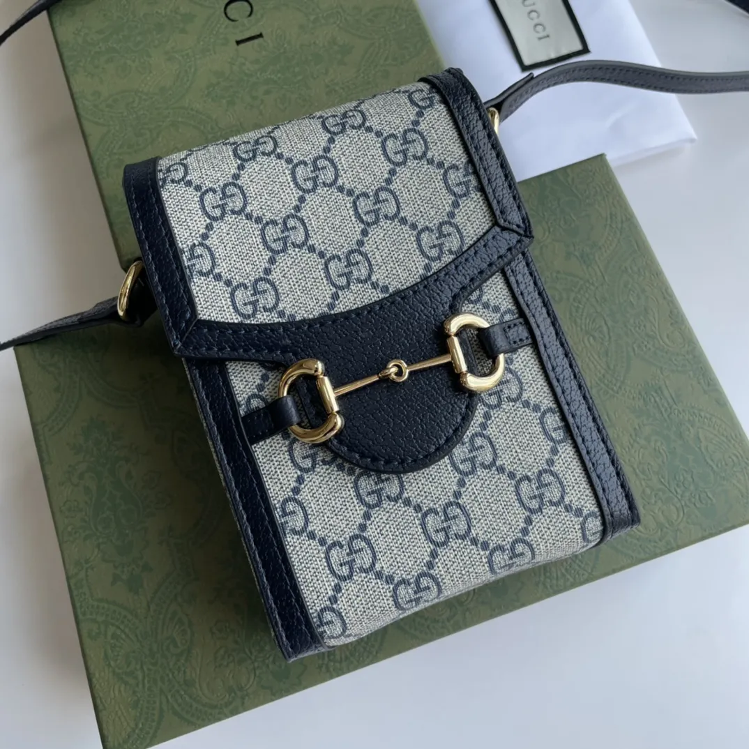 Alternative view of Gucci Satchel Bags-17
