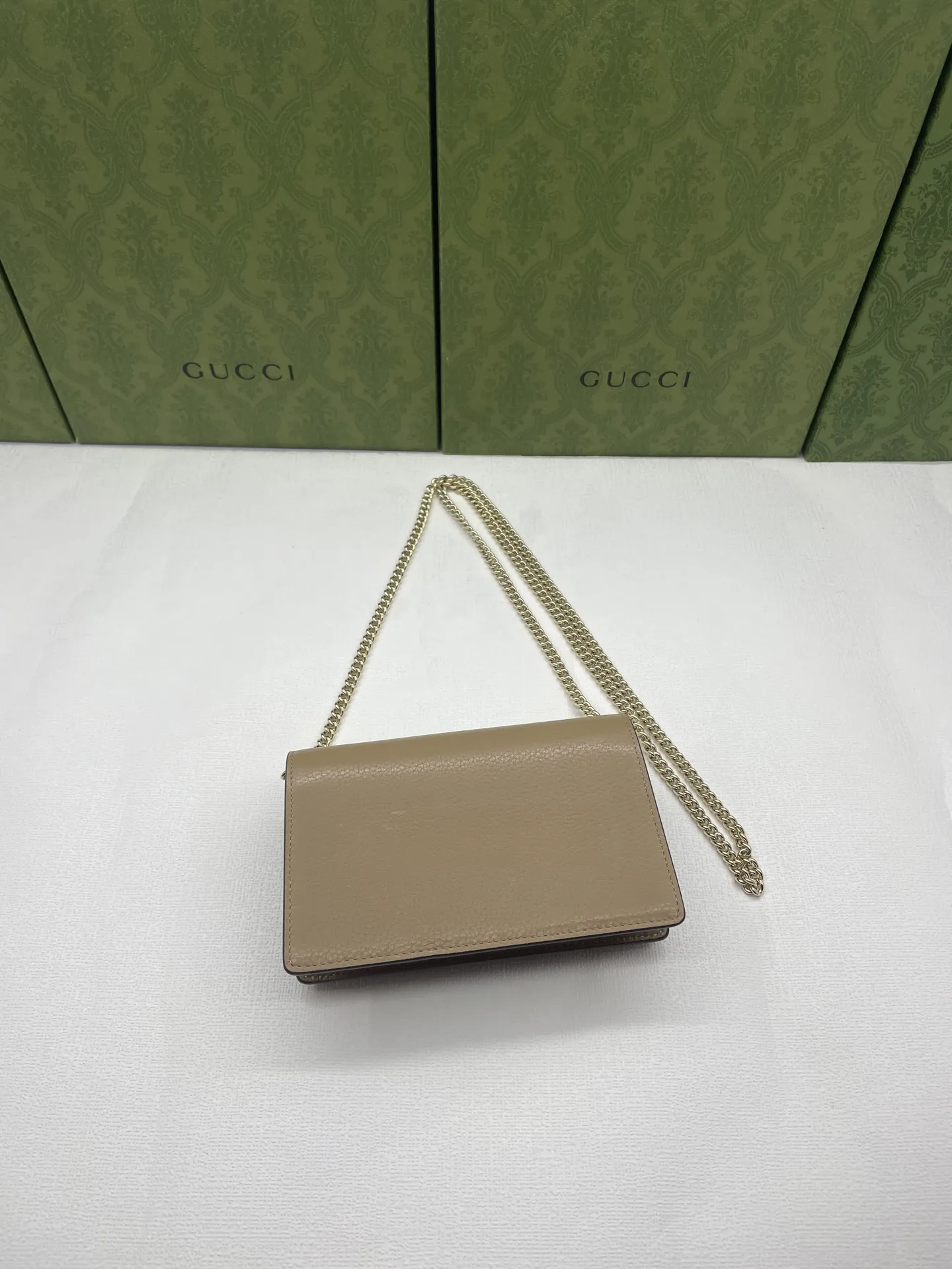 Alternative view of Gucci Satchel Bags-22