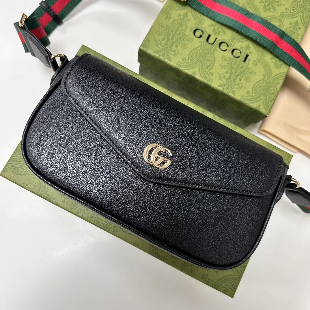 Alternative view of Gucci Satchel Bags-34
