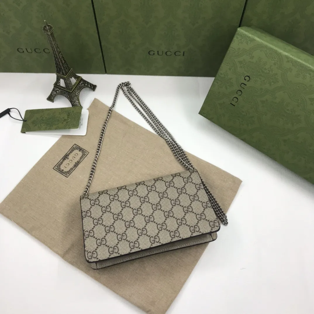 Alternative view of Gucci Satchel Bags-37