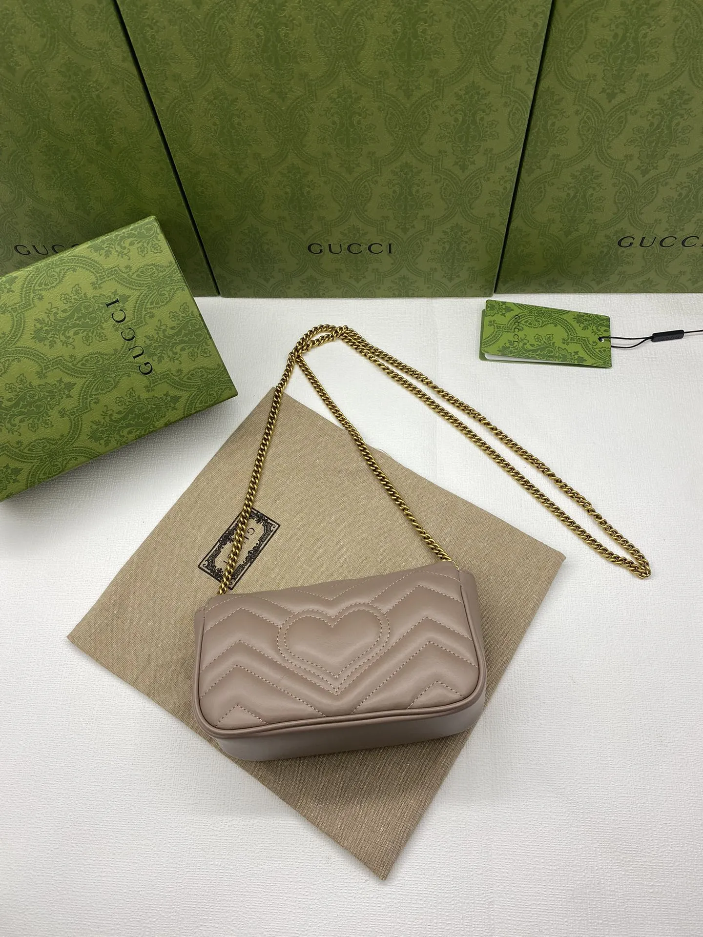 Alternative view of Gucci Satchel Bags-38