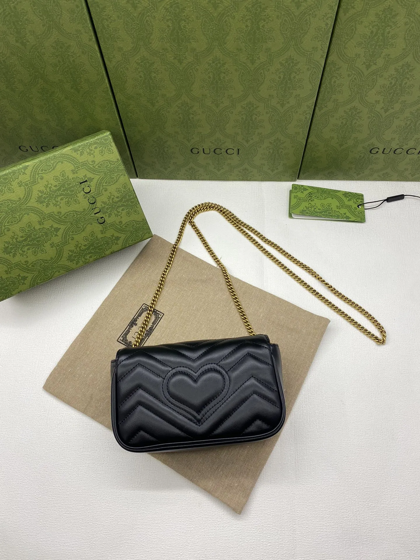 Alternative view of Gucci Satchel Bags-39