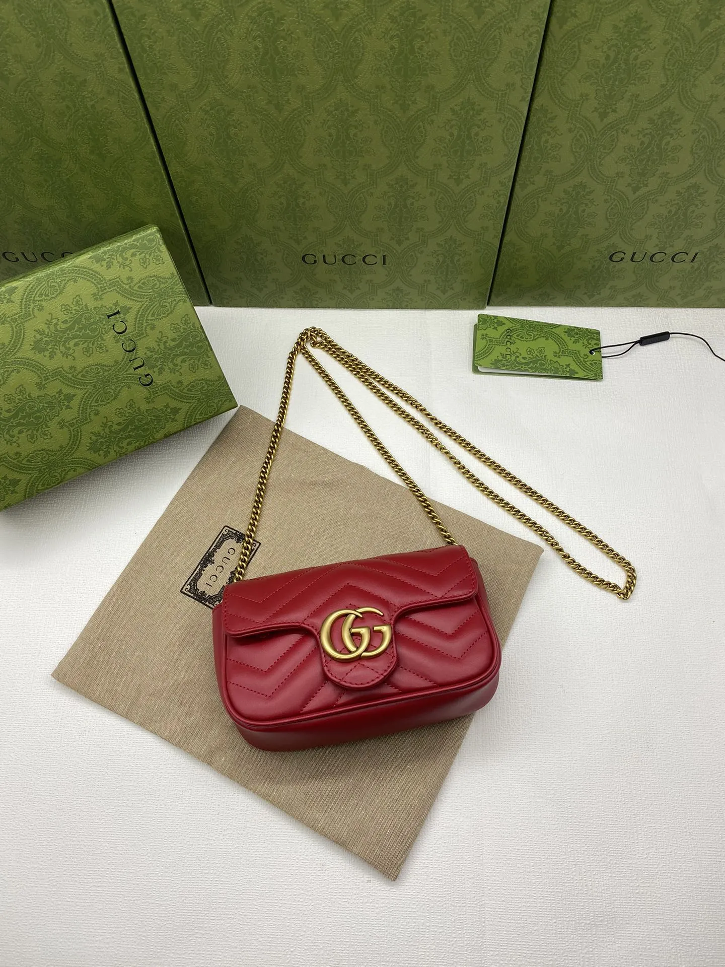 Gucci Satchel Bags-40
