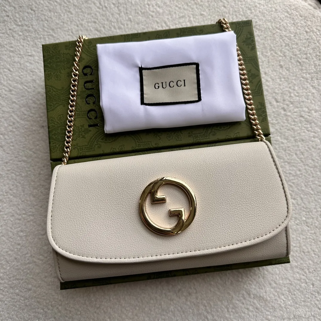 Gucci Satchel Bags-59