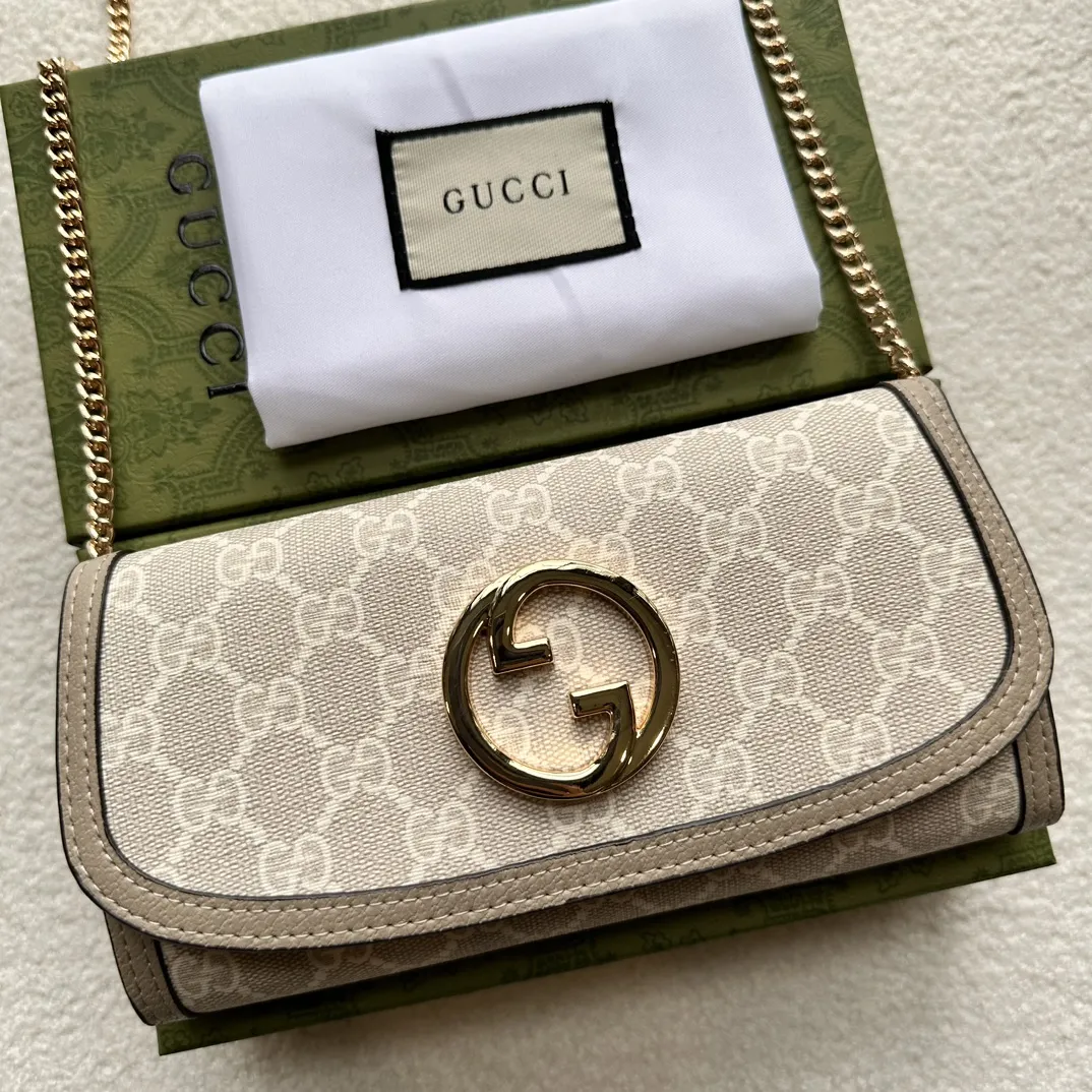 Alternative view of Gucci Satchel Bags-61