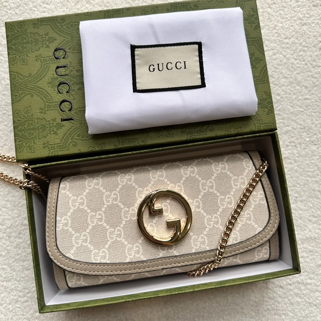 Gucci Satchel Bags-61 - Image 4