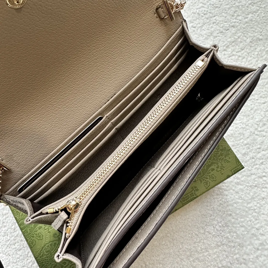 Gucci Satchel Bags-61 - Image 9