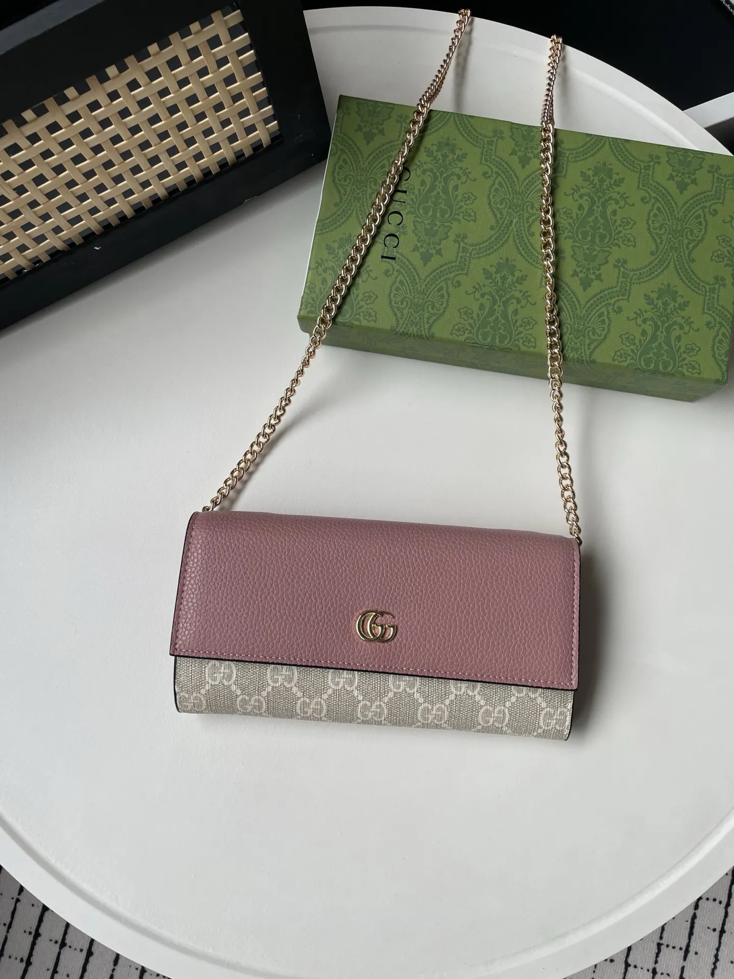 Gucci Satchel Bags-76