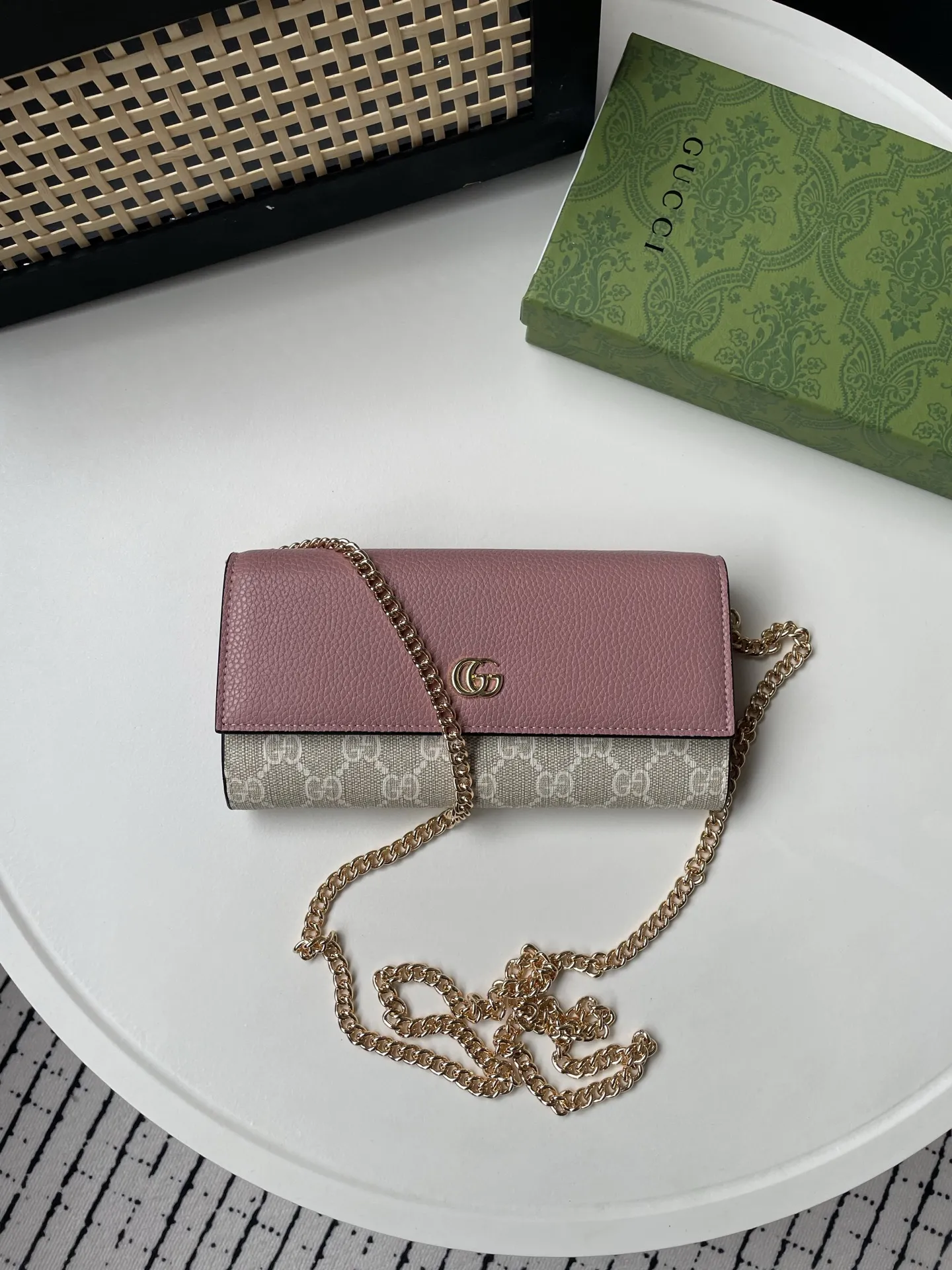 Alternative view of Gucci Satchel Bags-76