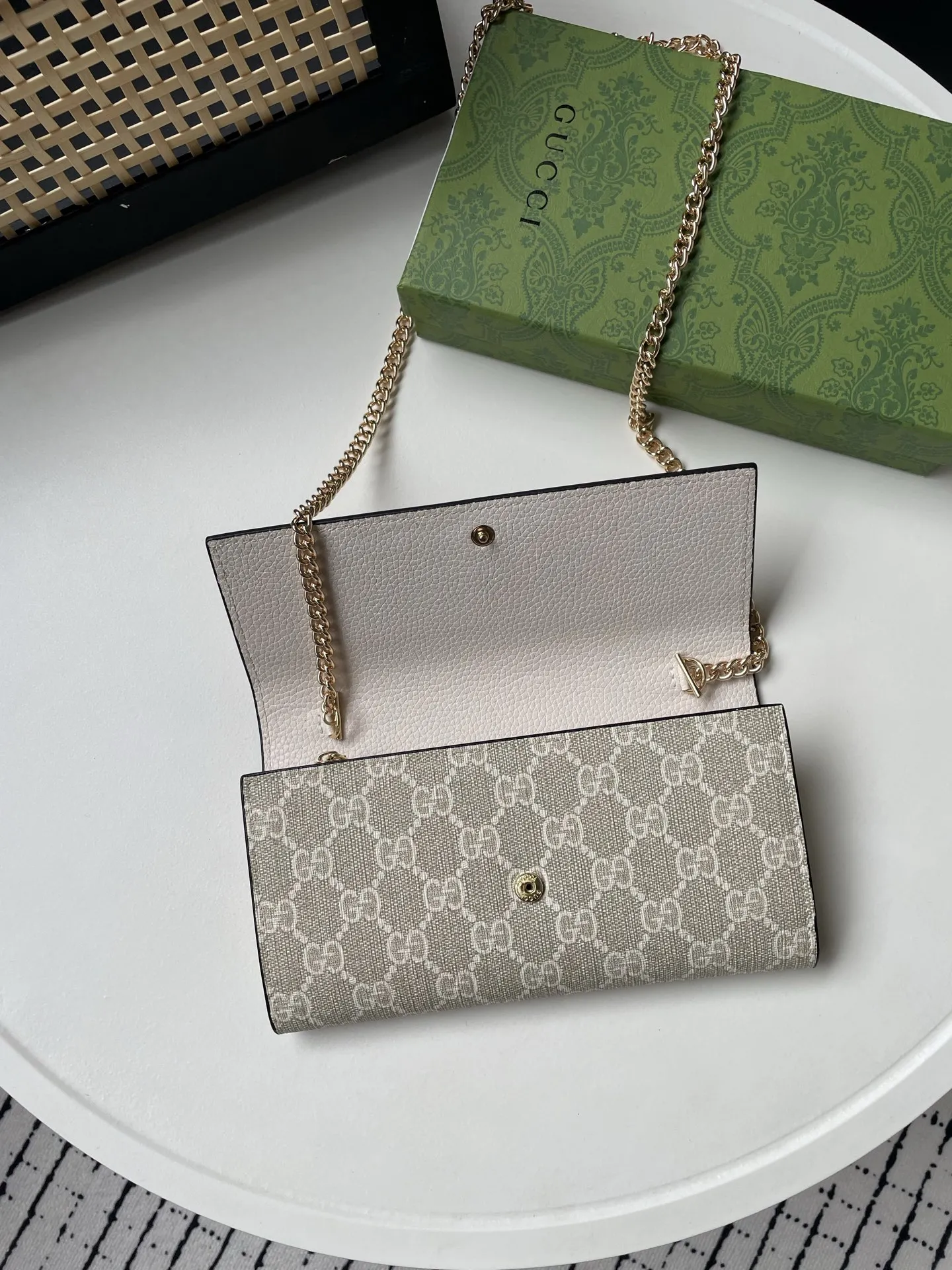 Gucci Satchel Bags-77 - Image 6