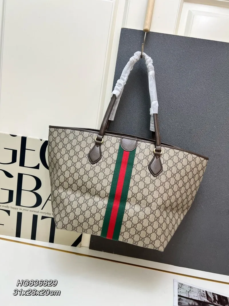Alternative view of Gucci Satchel Bags-90