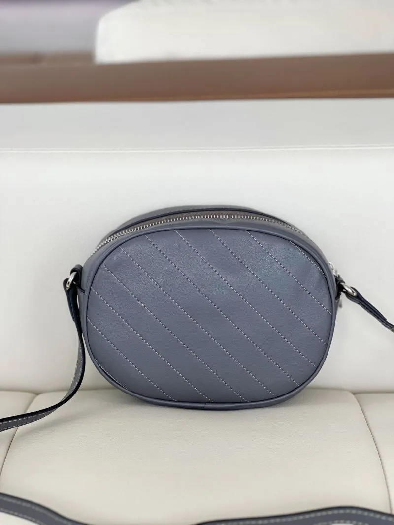 Alternative view of Gucci Satchel Bags-109