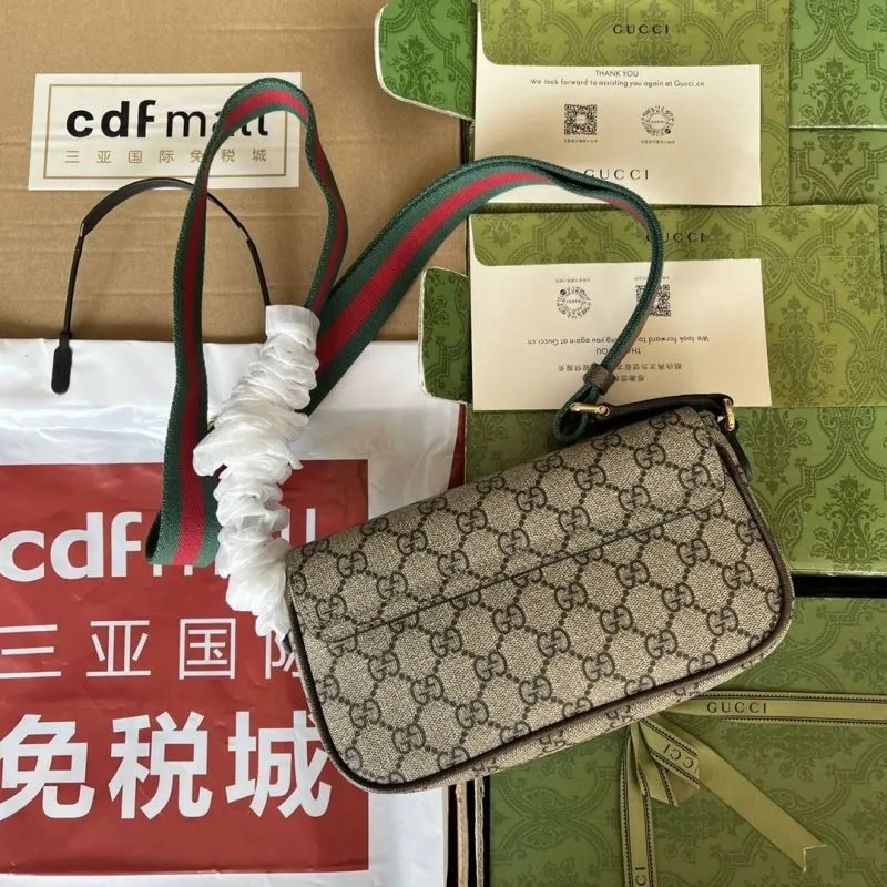 Alternative view of Gucci Satchel Bags-128