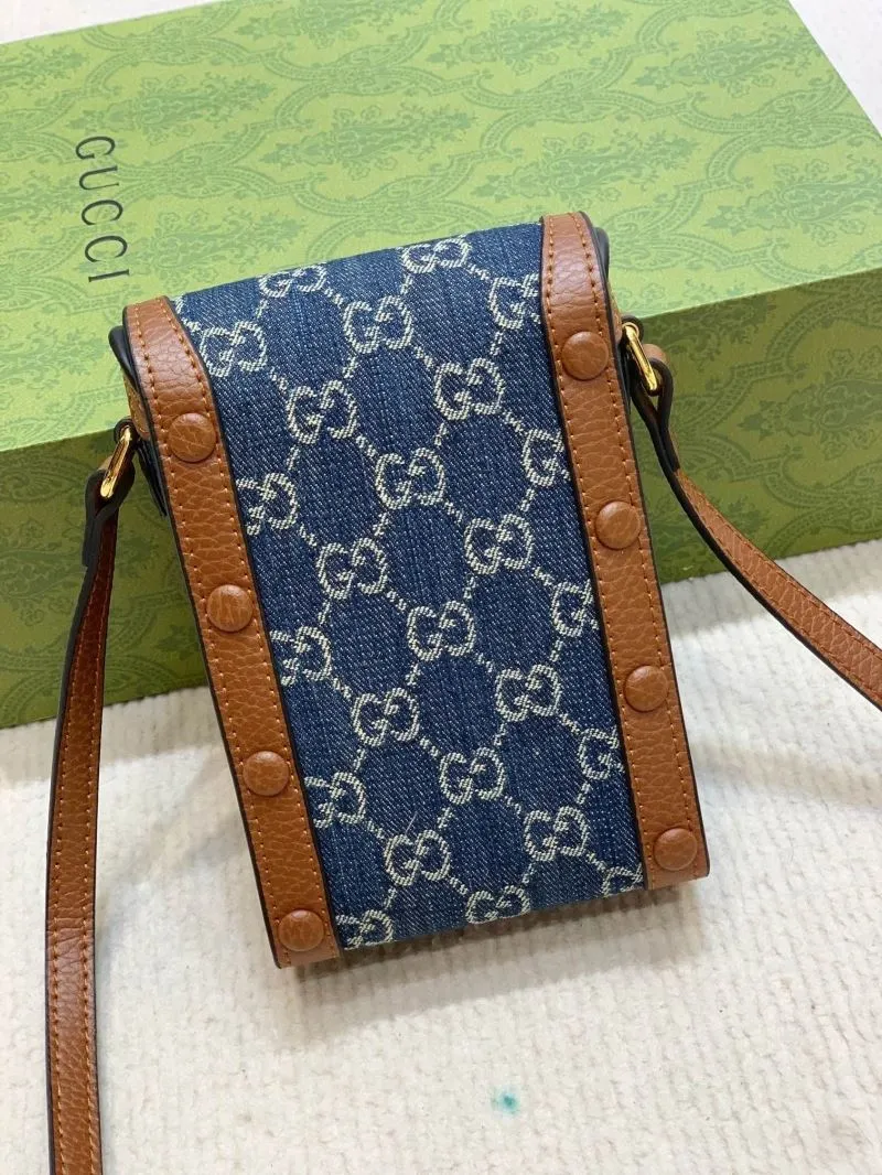 Alternative view of Gucci Satchel Bags-175