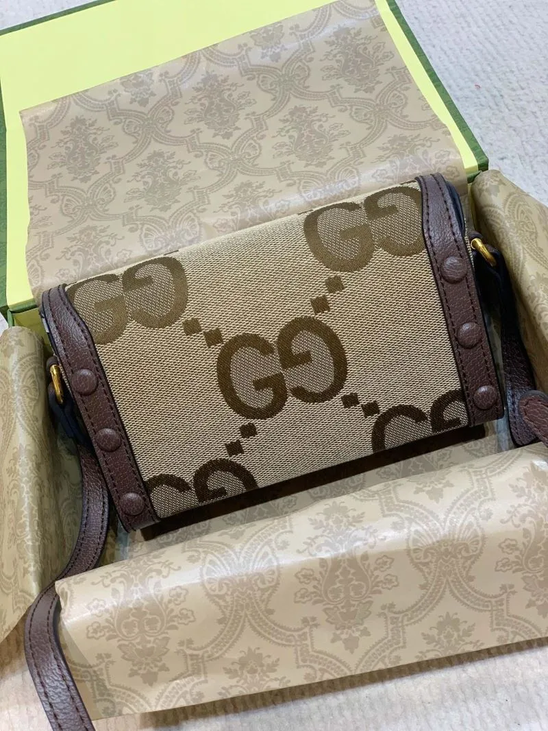 Alternative view of Gucci Satchel Bags-182