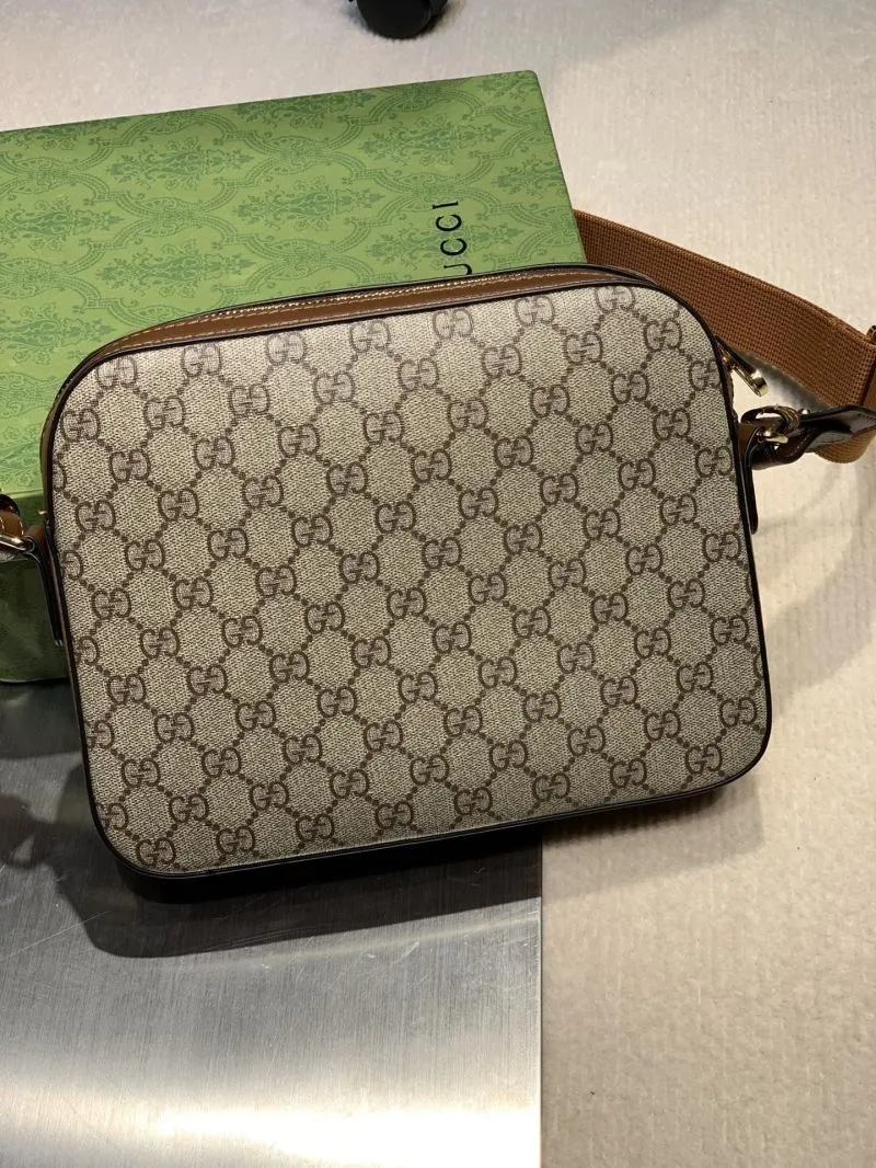 Alternative view of Gucci Satchel Bags-210