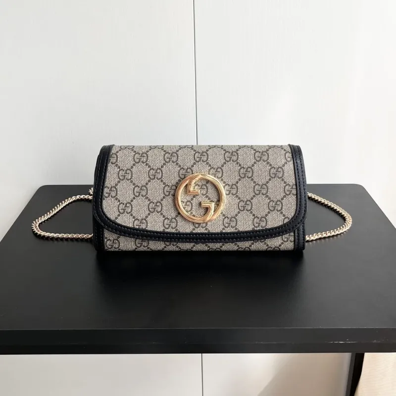 Alternative view of Gucci Satchel Bags-226