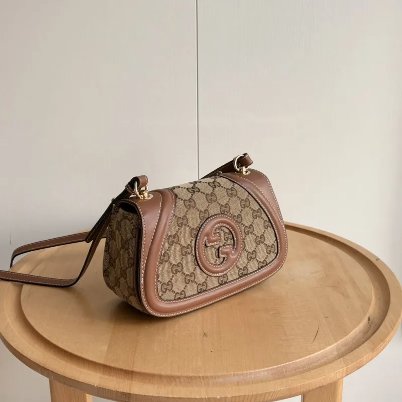 Alternative view of Gucci Satchel Bags-237