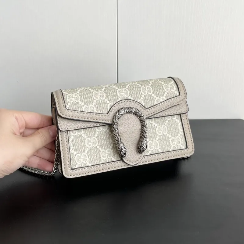 Alternative view of Gucci Satchel Bags-400