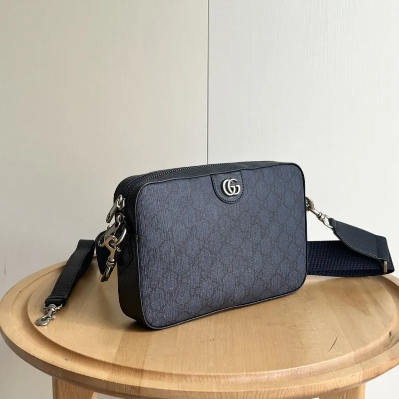 Alternative view of Gucci Satchel Bags-422