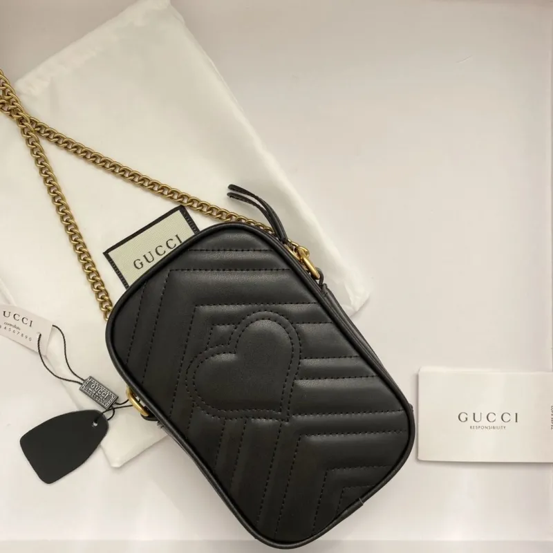 Alternative view of Gucci Satchel Bags-424
