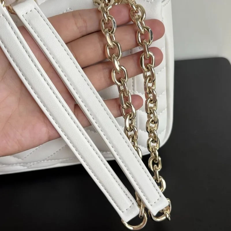 Alternative view of Gucci Satchel Bags-429