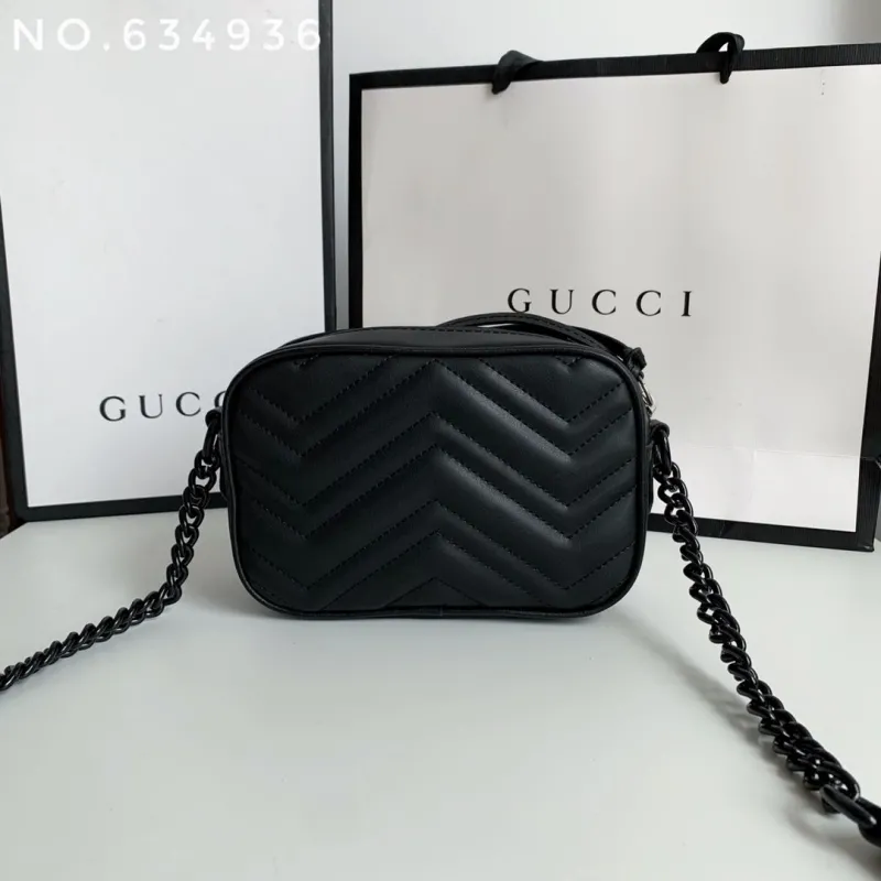 Alternative view of Gucci Satchel Bags-464
