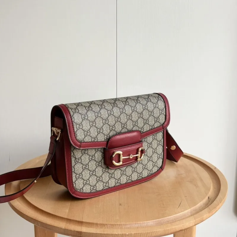 Alternative view of Gucci Satchel Bags-469
