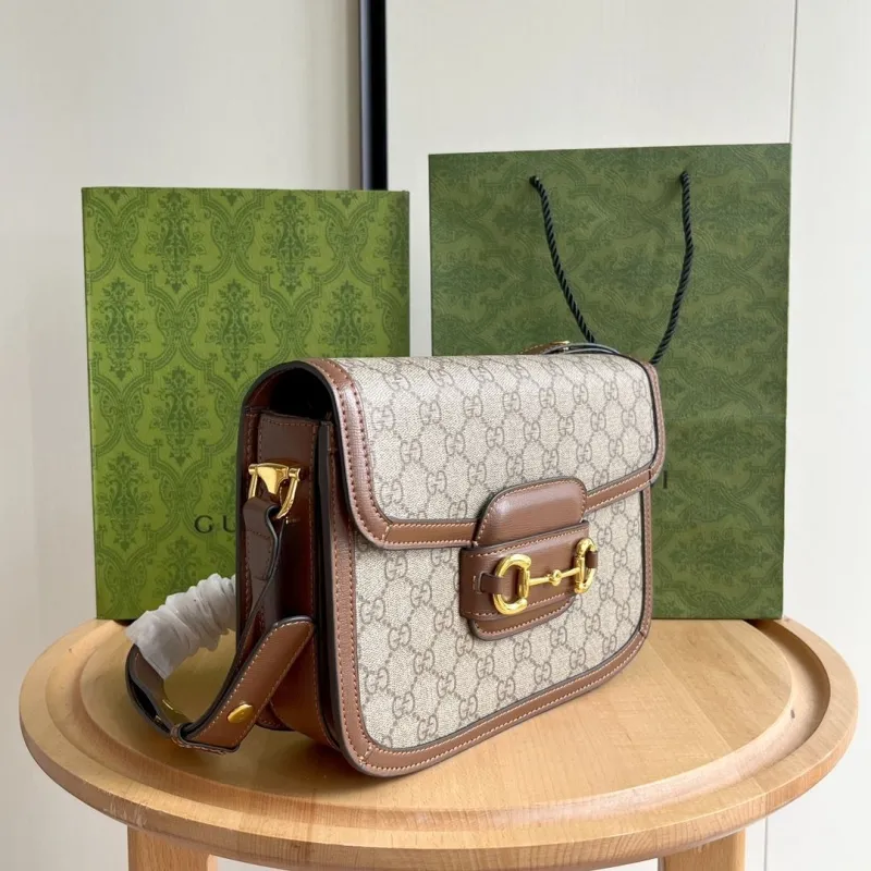Alternative view of Gucci Satchel Bags-470