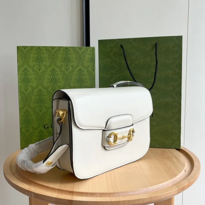 Alternative view of Gucci Satchel Bags-479