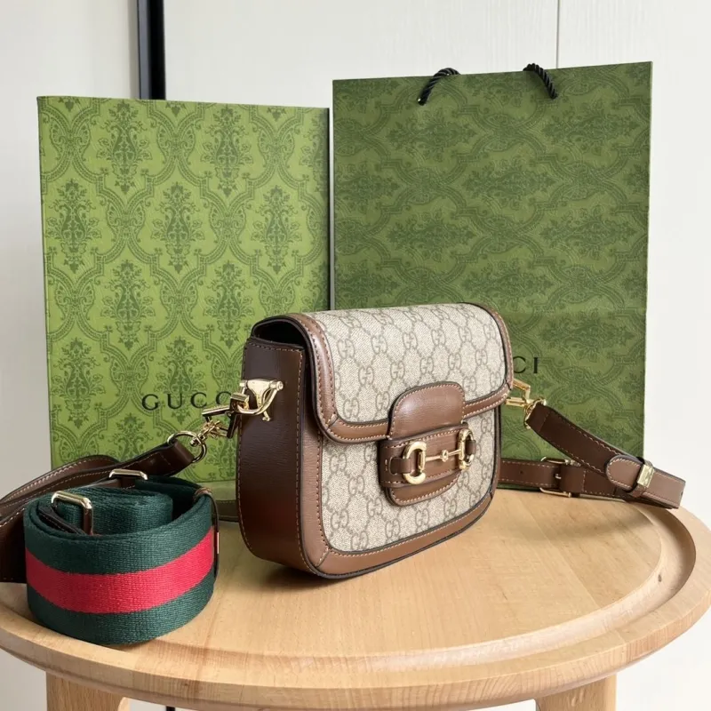 Alternative view of Gucci Satchel Bags-487