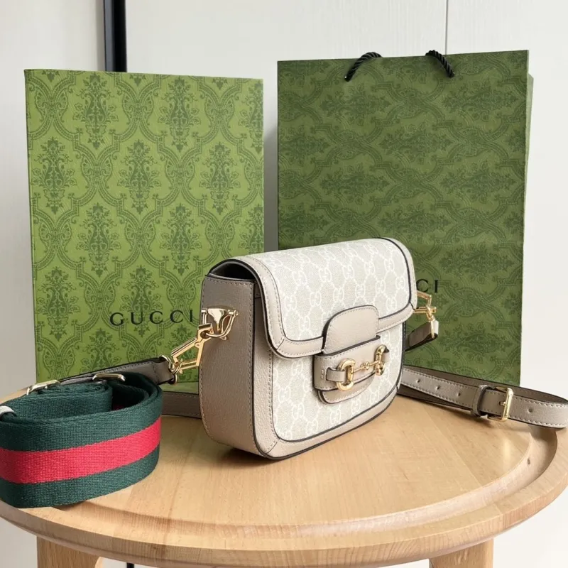Alternative view of Gucci Satchel Bags-488