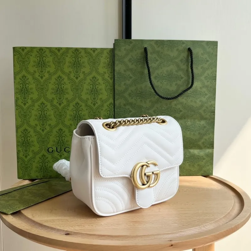 Alternative view of Gucci Satchel Bags-510