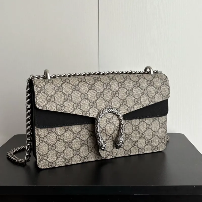 Alternative view of Gucci Satchel Bags-520