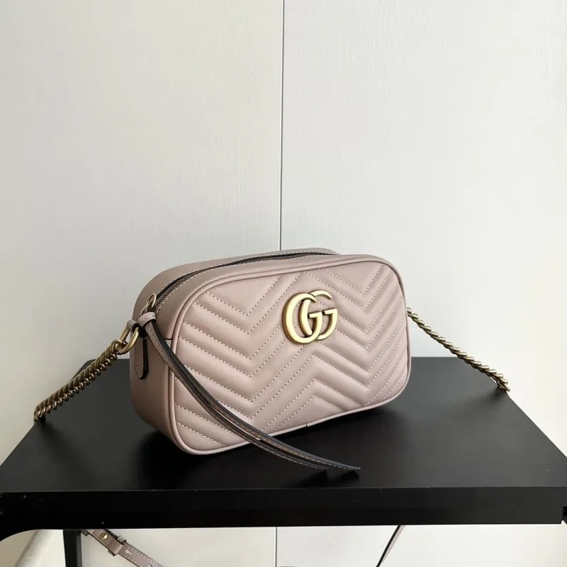 Alternative view of Gucci Satchel Bags-542