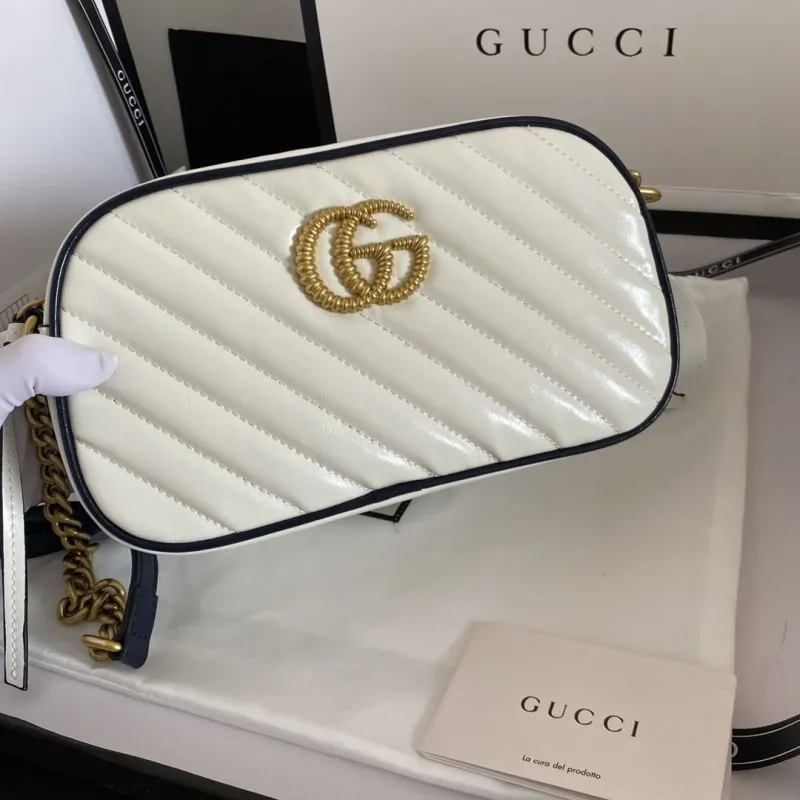 Alternative view of Gucci Satchel Bags-543