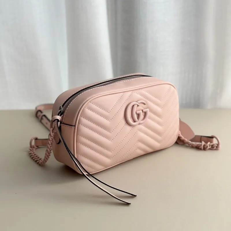 Alternative view of Gucci Satchel Bags-548
