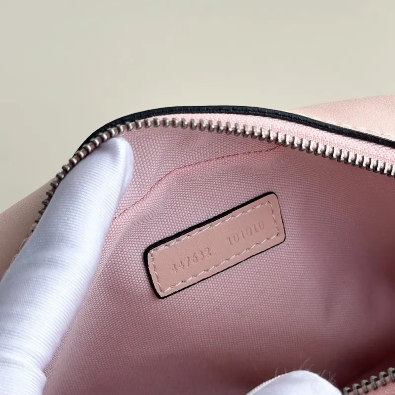 Gucci Satchel Bags-548 - Image 9