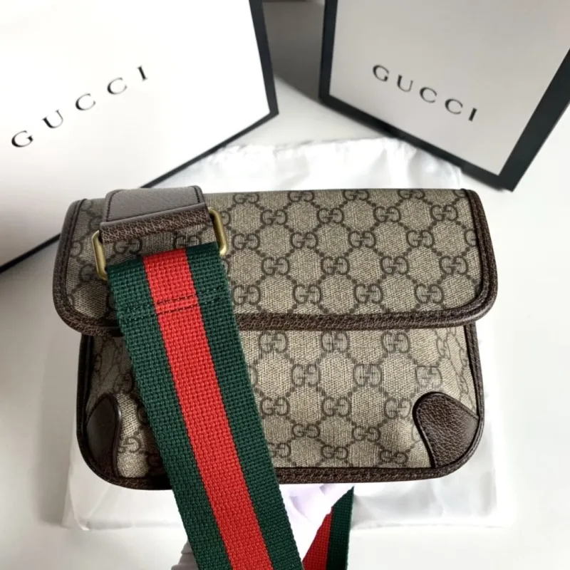 Alternative view of Gucci Satchel Bags-557