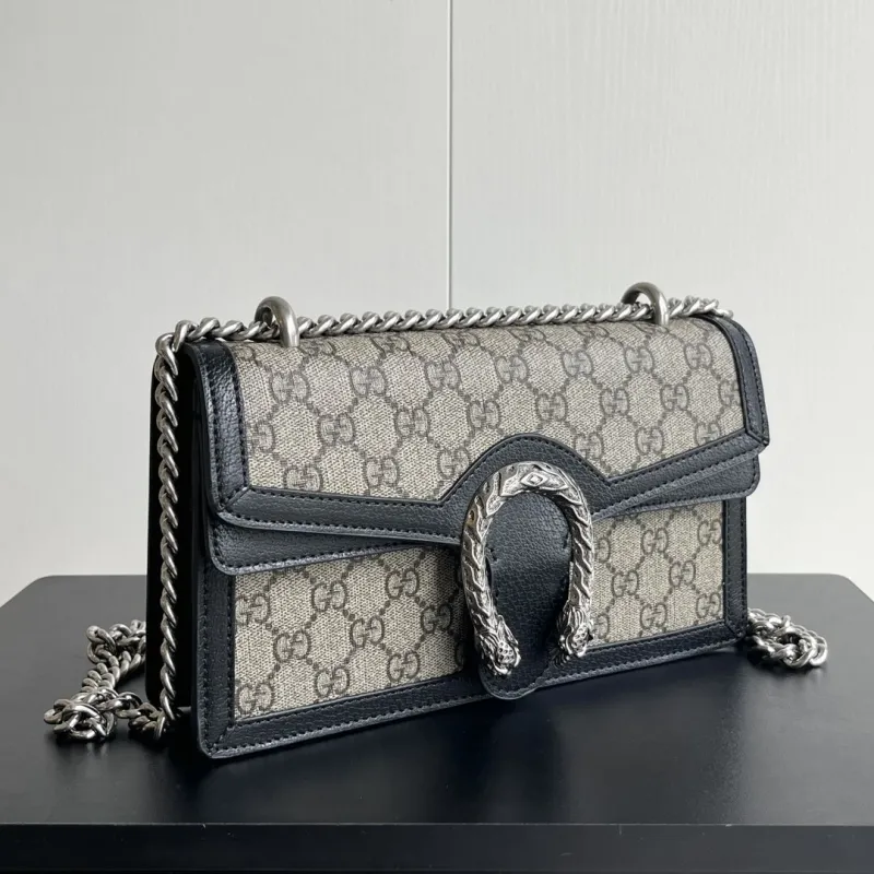 Alternative view of Gucci Satchel Bags-581
